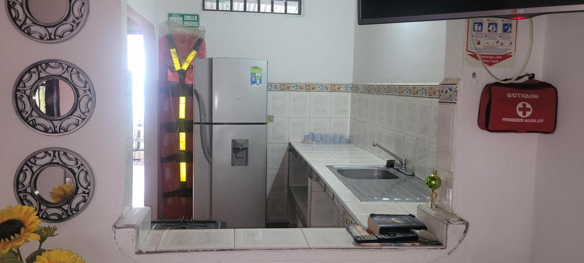 Hostal Villa Del Rio Las Brisas Villavieja Ngoại thất bức ảnh